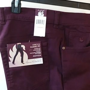 NEW Gloria Vanderbilt Jean